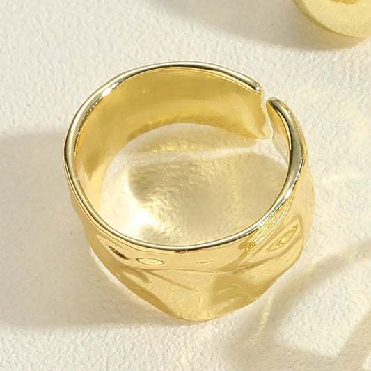 Metal Textured Oval Ring for Women